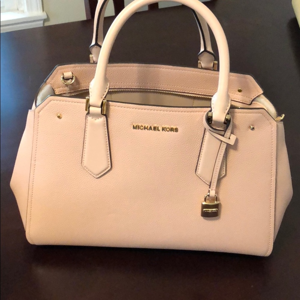 Michael Kors Hayes leather large satchel purse